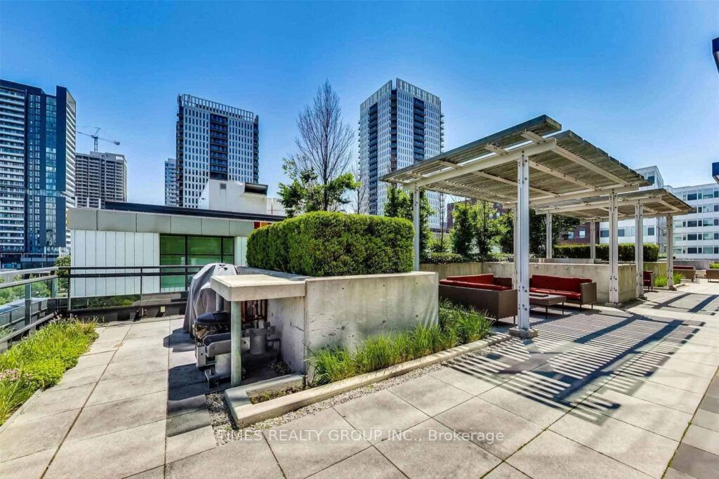 225 Sackville Street #1306