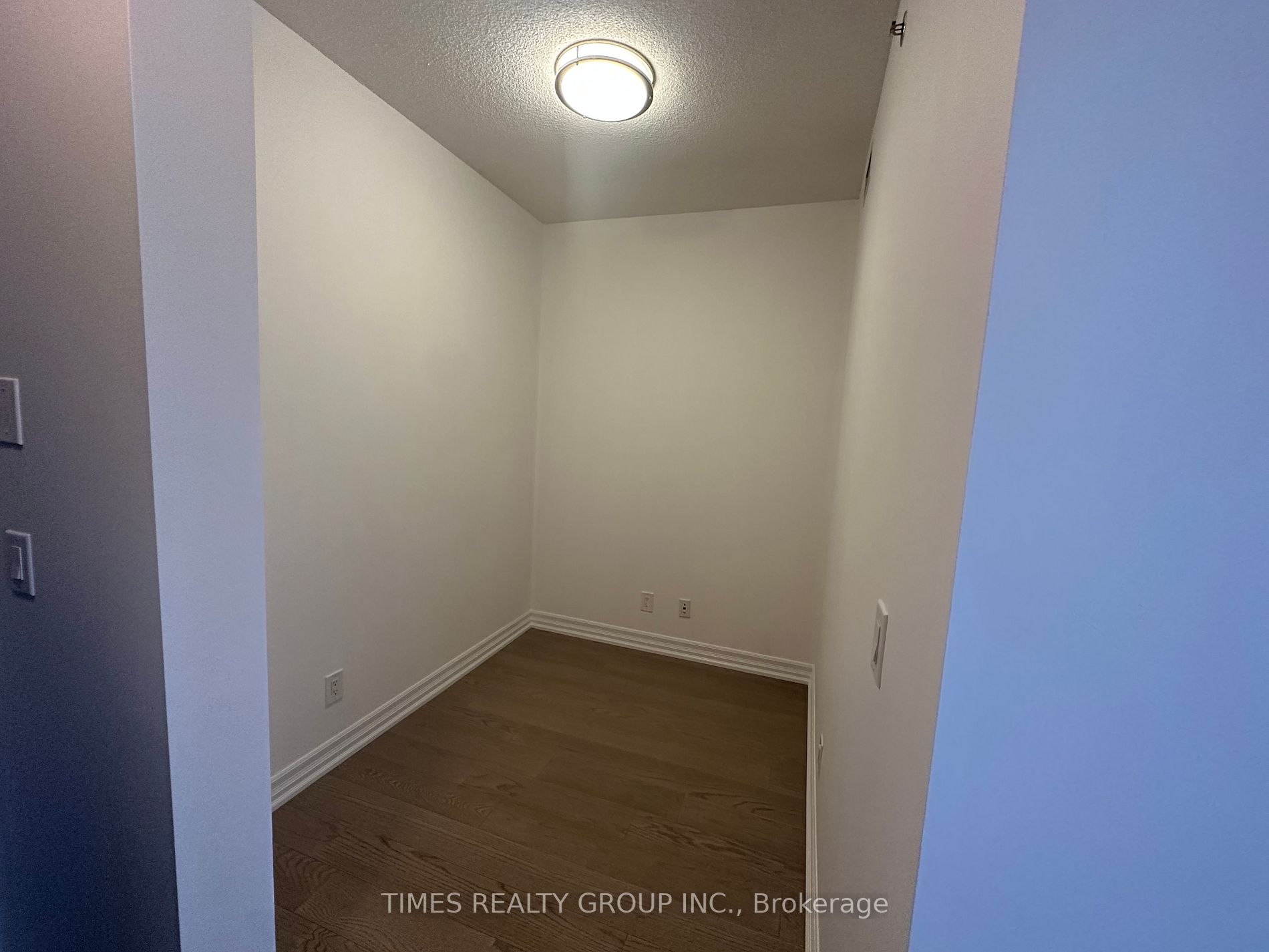 225 Sackville Street #1306