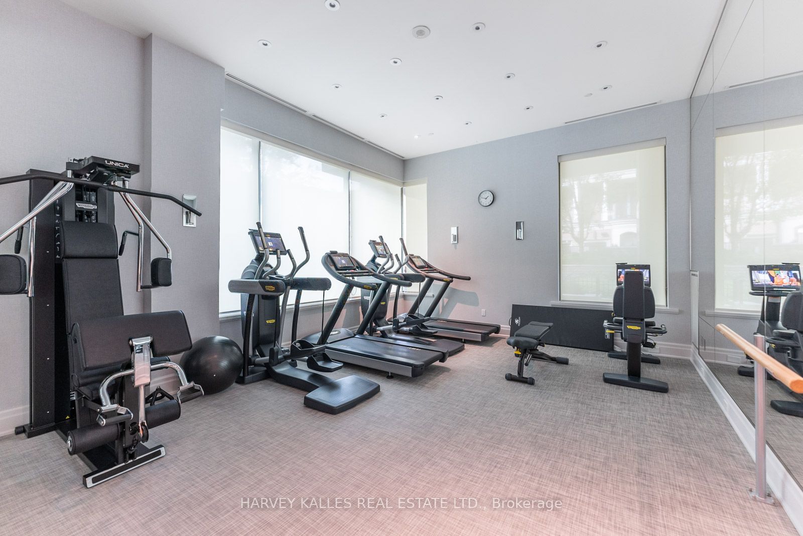 100 Yorkville Ave, #204