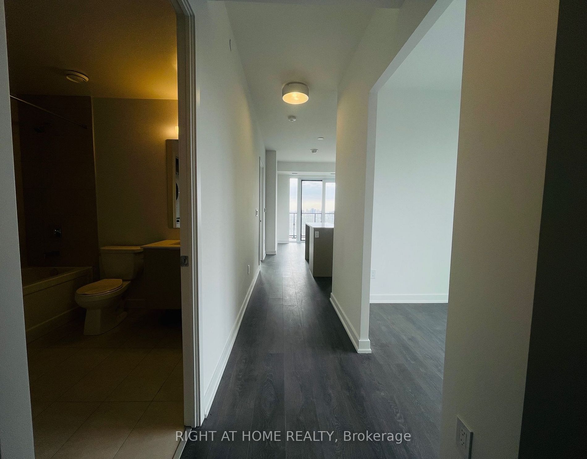 8 Tippett Rd, #1509