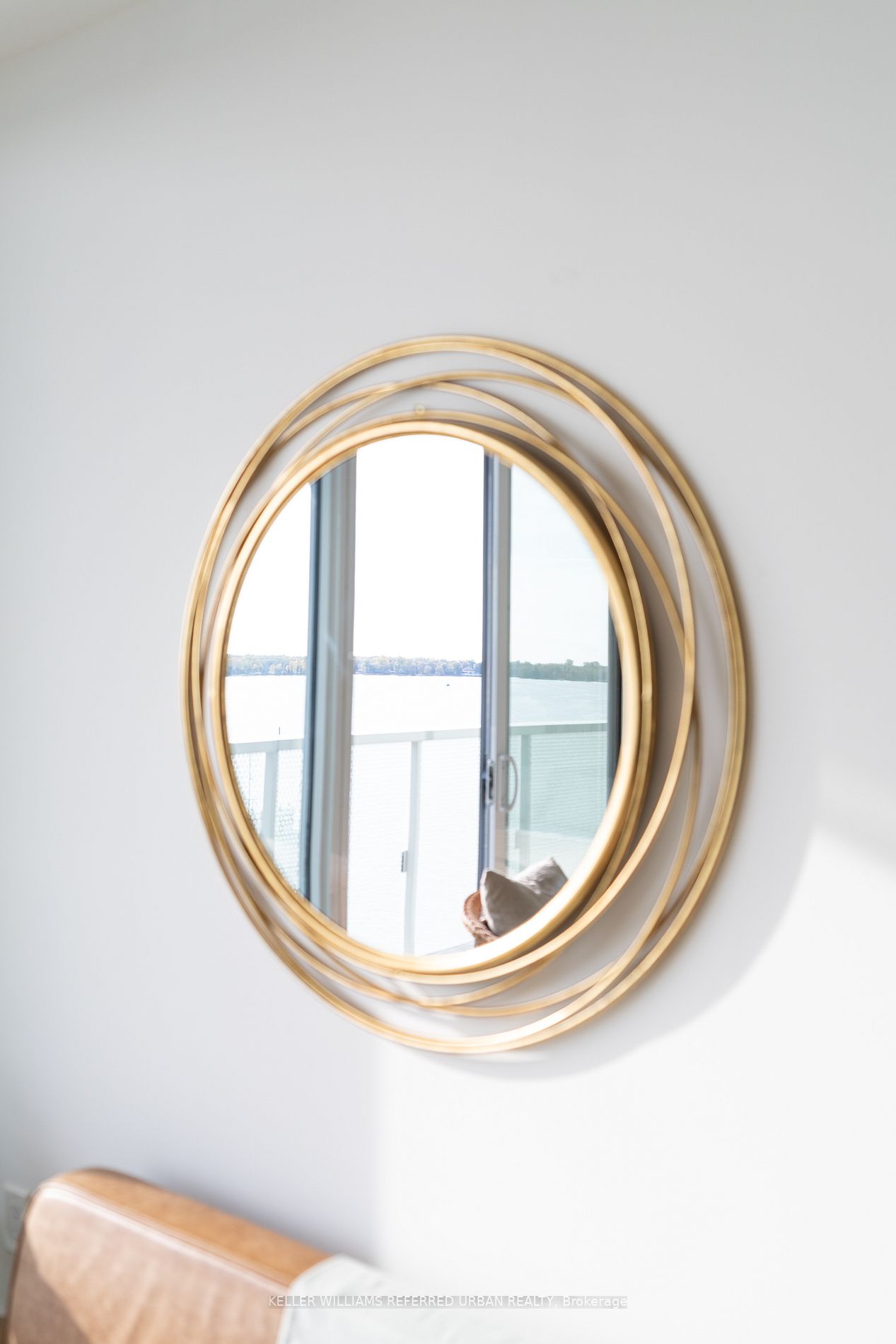 15 Queens Quay E, #712