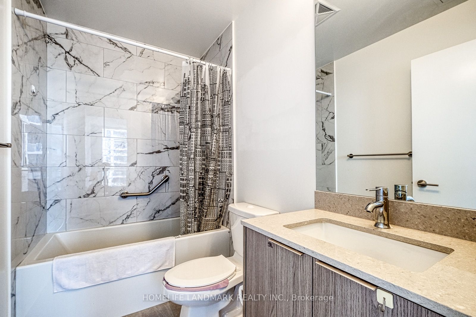 32 Forest Manor Rd, #1102