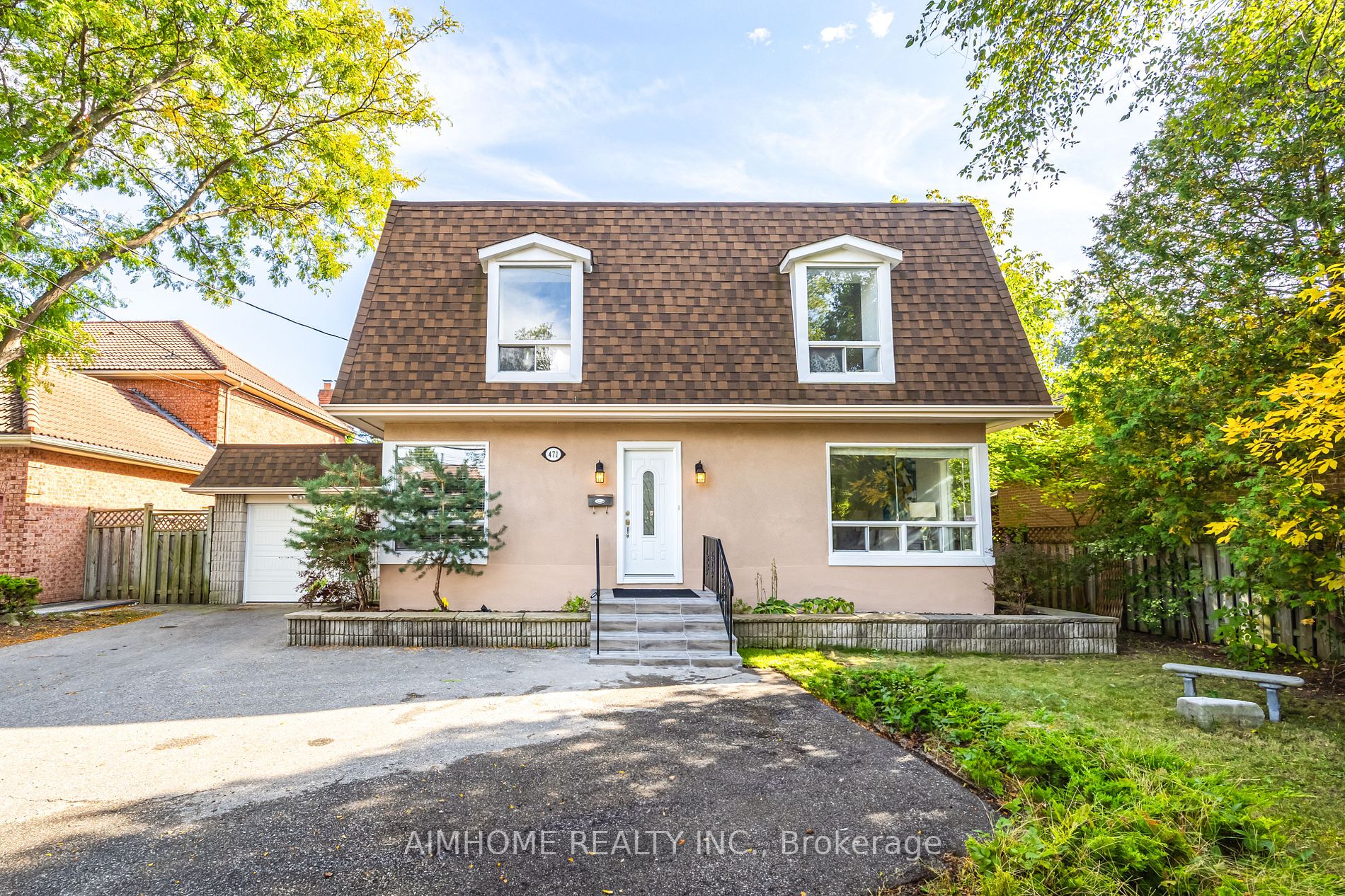 471 Cummer Avenue