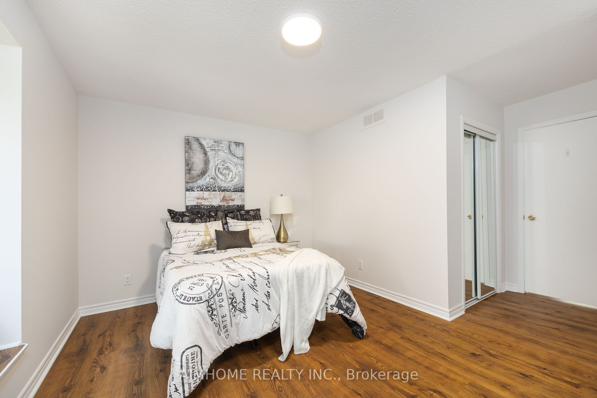 471 Cummer Avenue