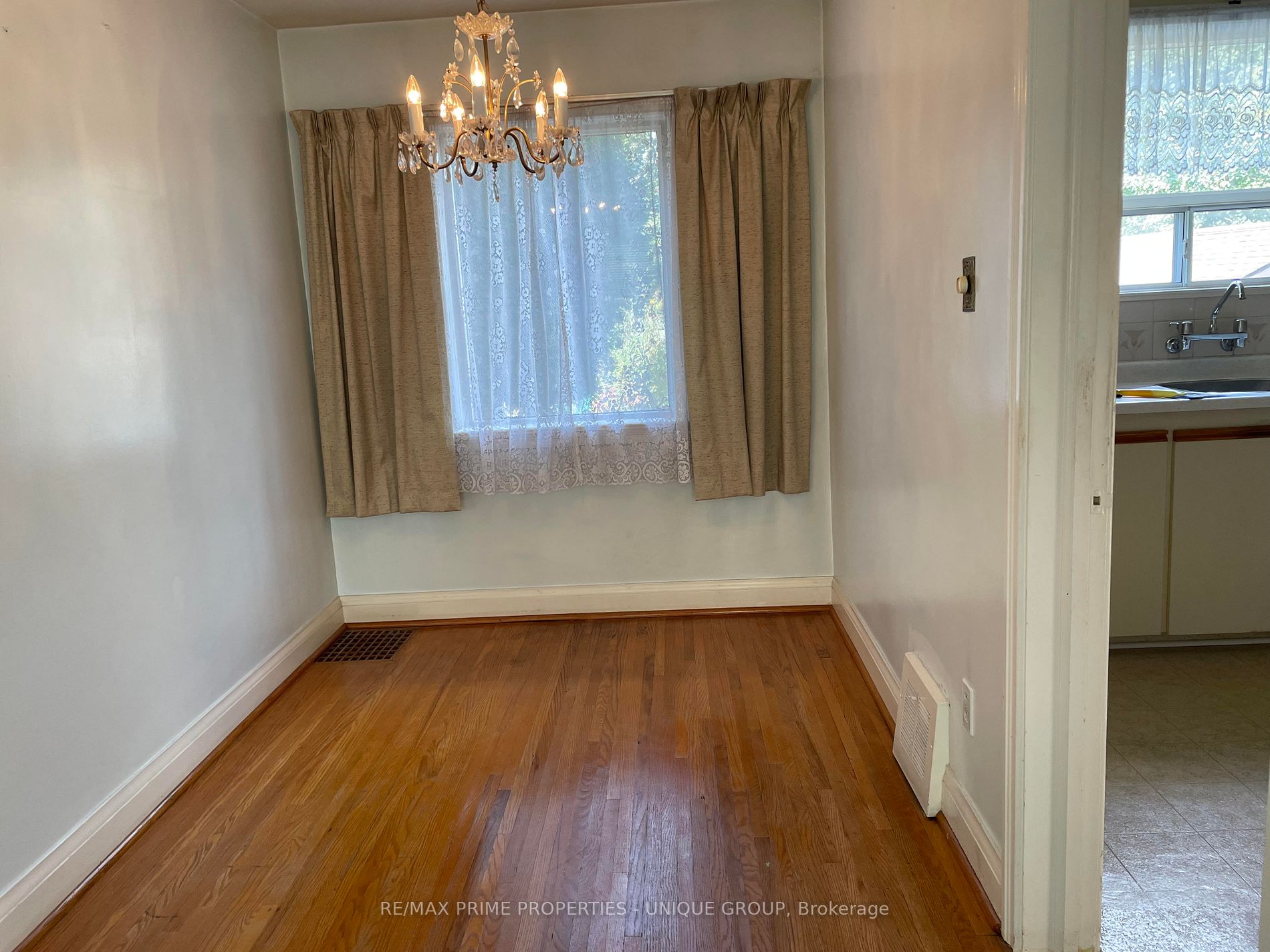 114 Glenvale Blvd