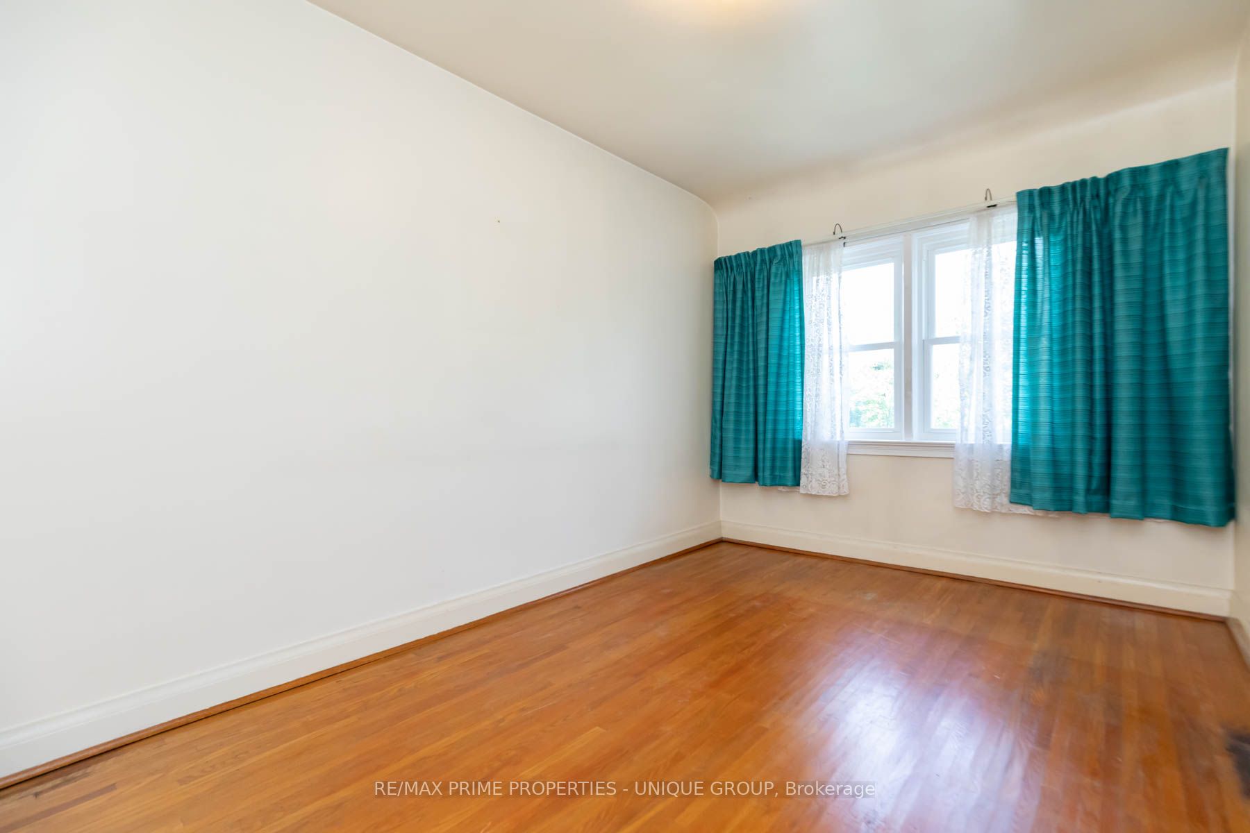 114 Glenvale Blvd