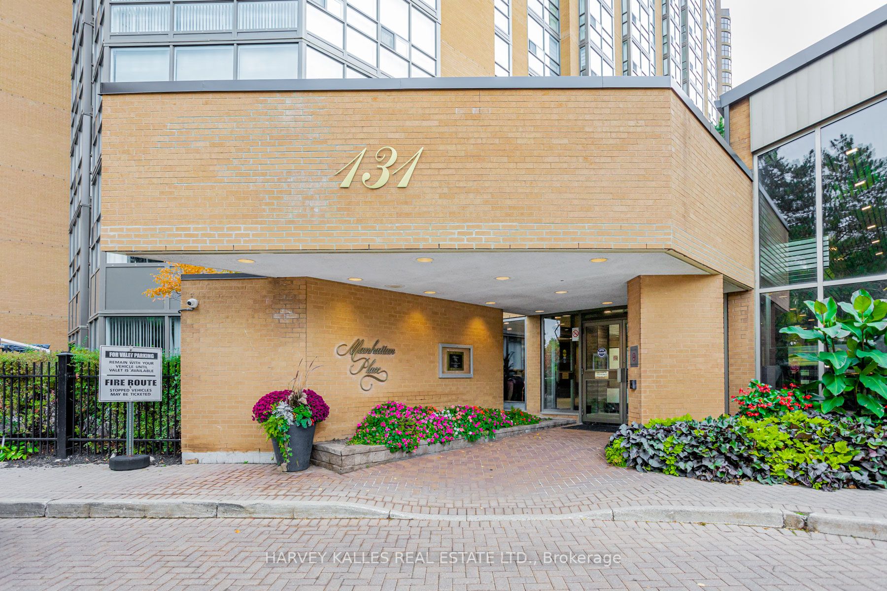 131 Beecroft Rd, #1406