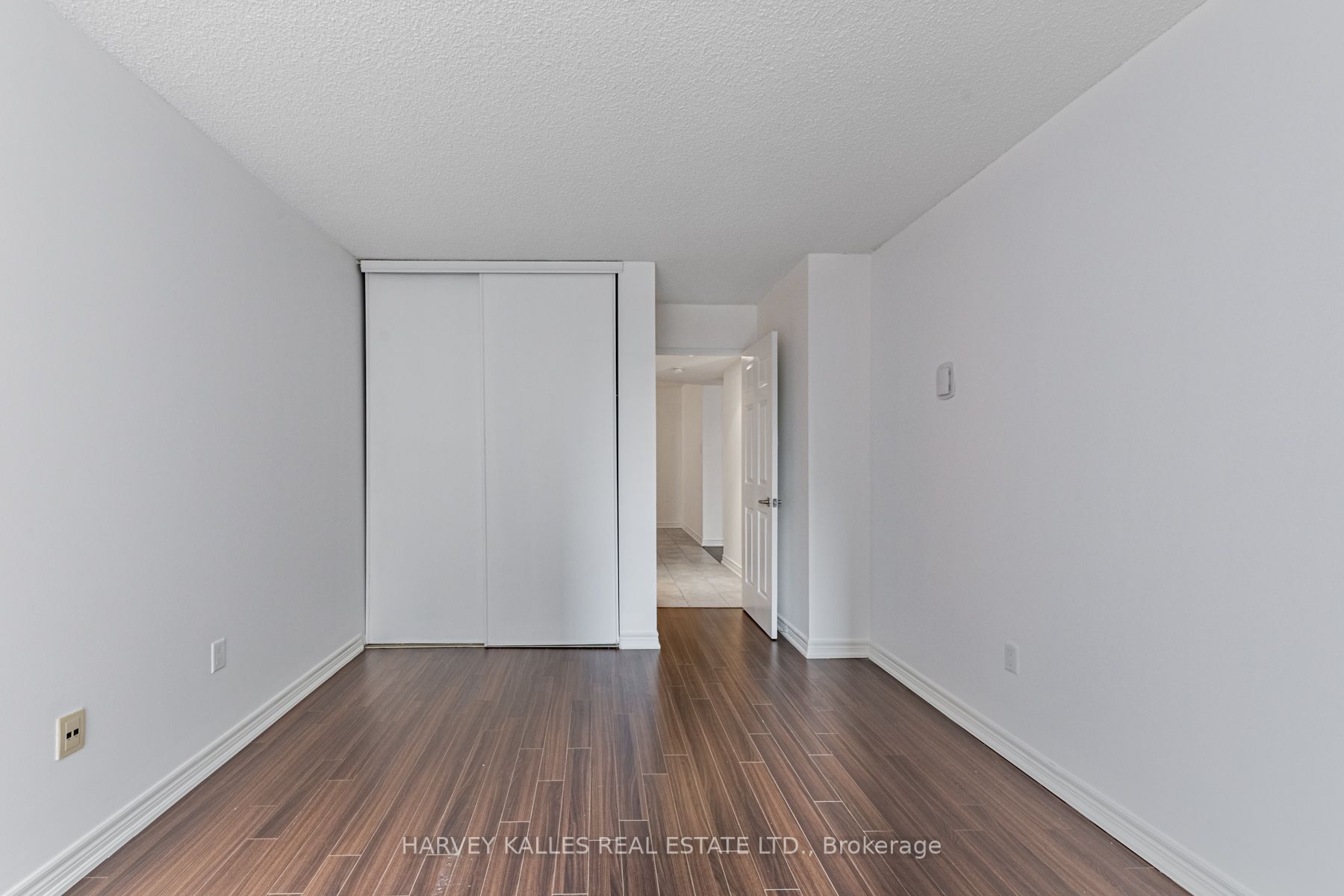 131 Beecroft Rd, #1406