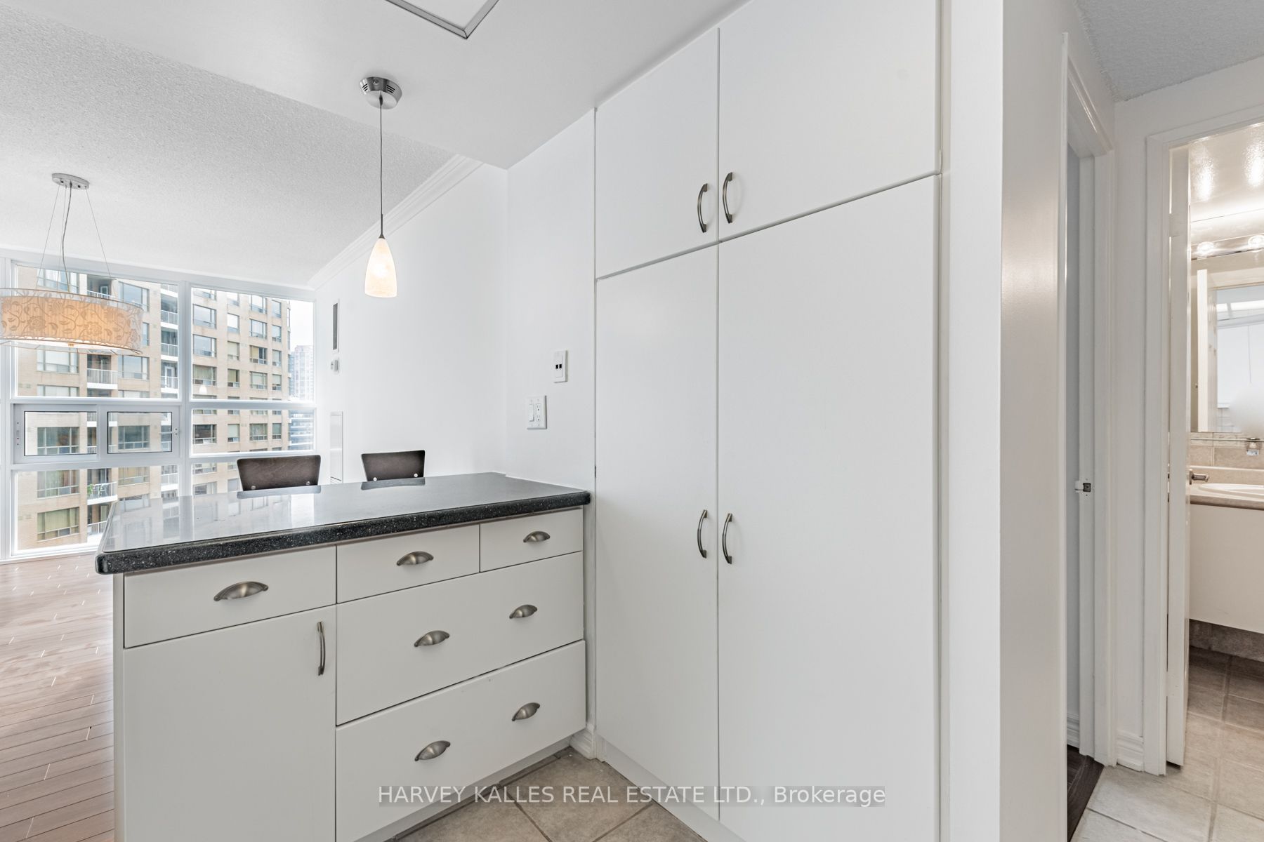131 Beecroft Rd, #1406