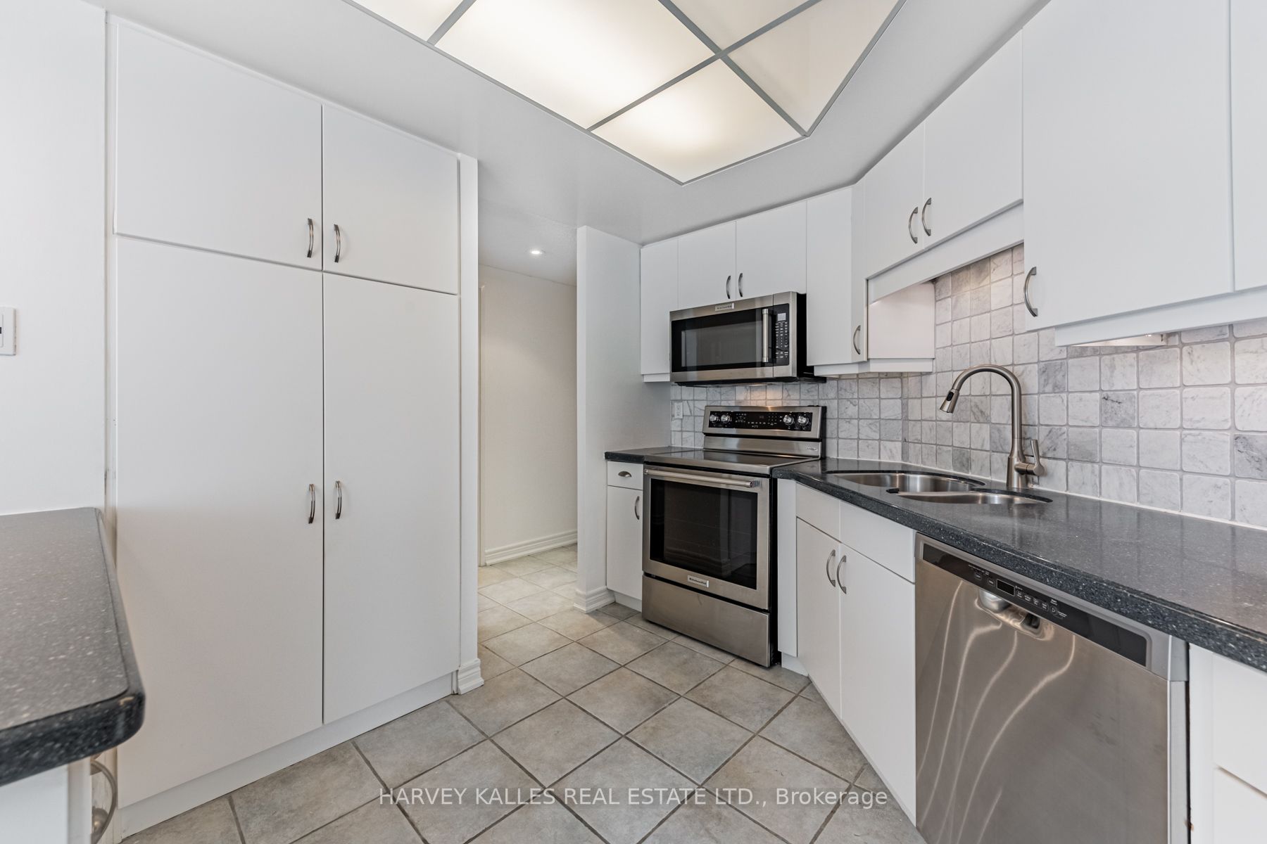 131 Beecroft Rd, #1406
