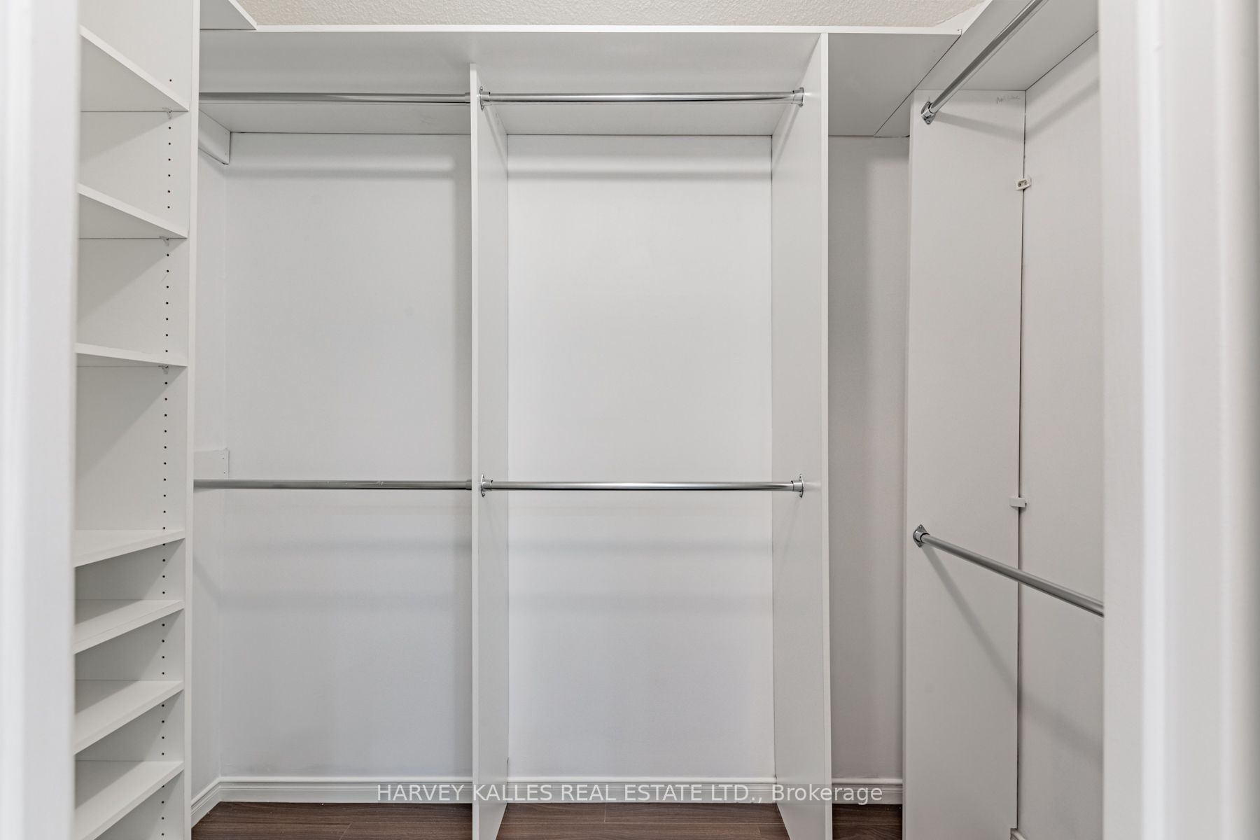 131 Beecroft Rd, #1406
