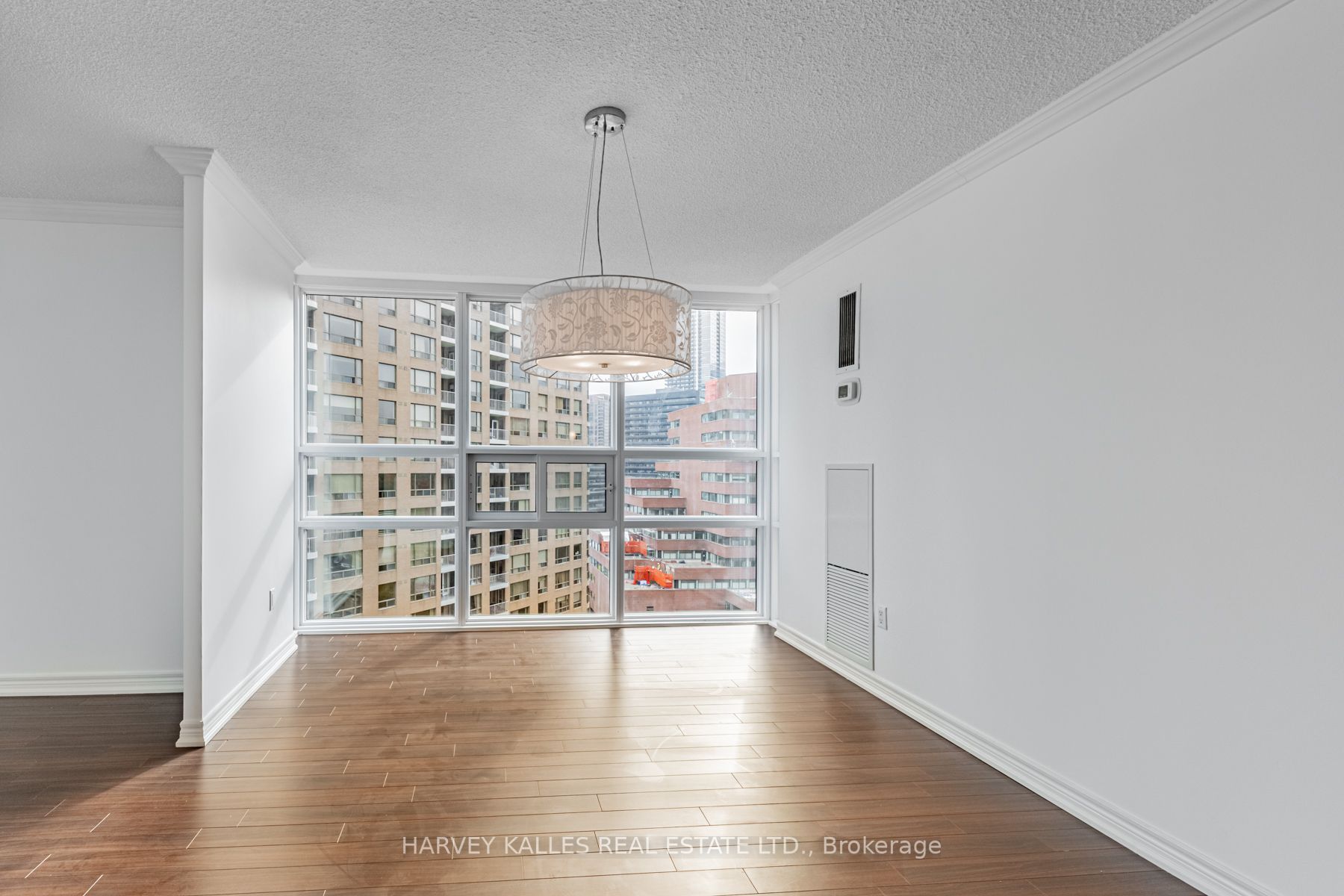 131 Beecroft Rd, #1406