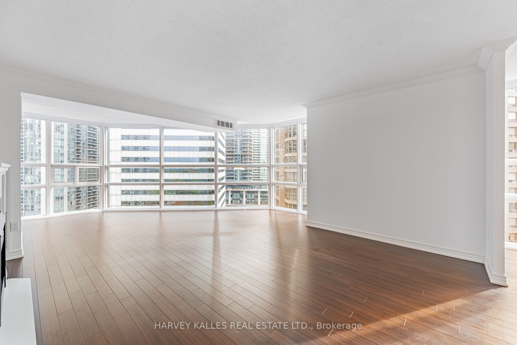 131 Beecroft Rd, #1406
