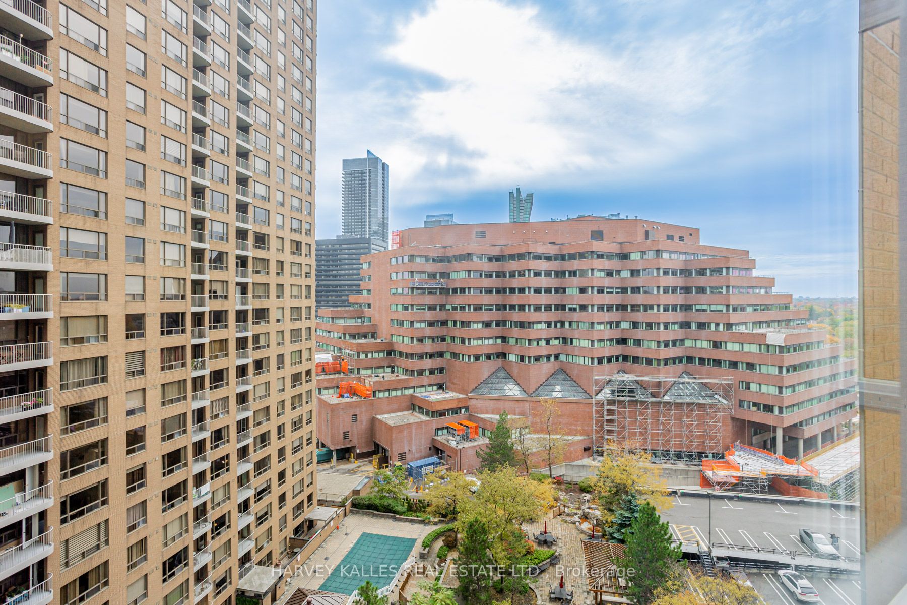 131 Beecroft Rd, #1406