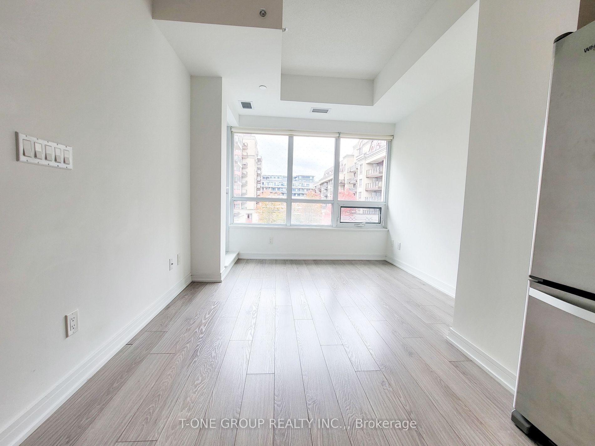 621 Sheppard Ave E, #318