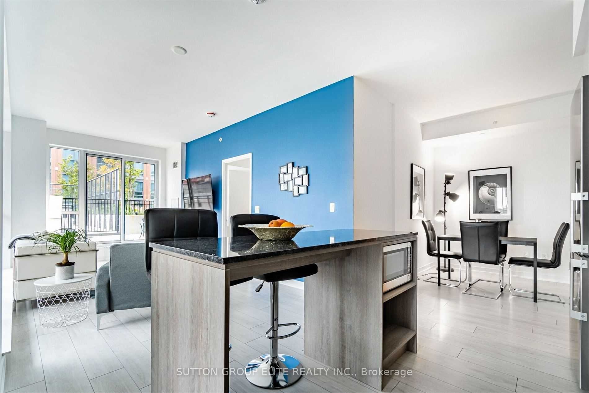 31 Tippett Rd, #728