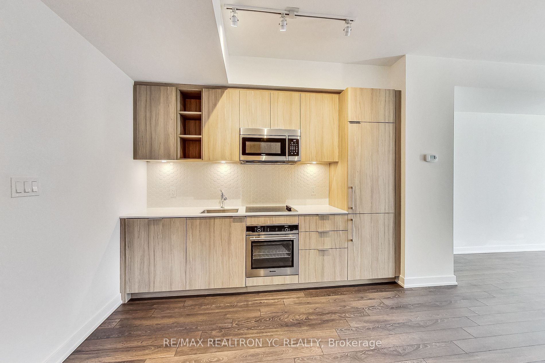 50 Ordnance St, #1304