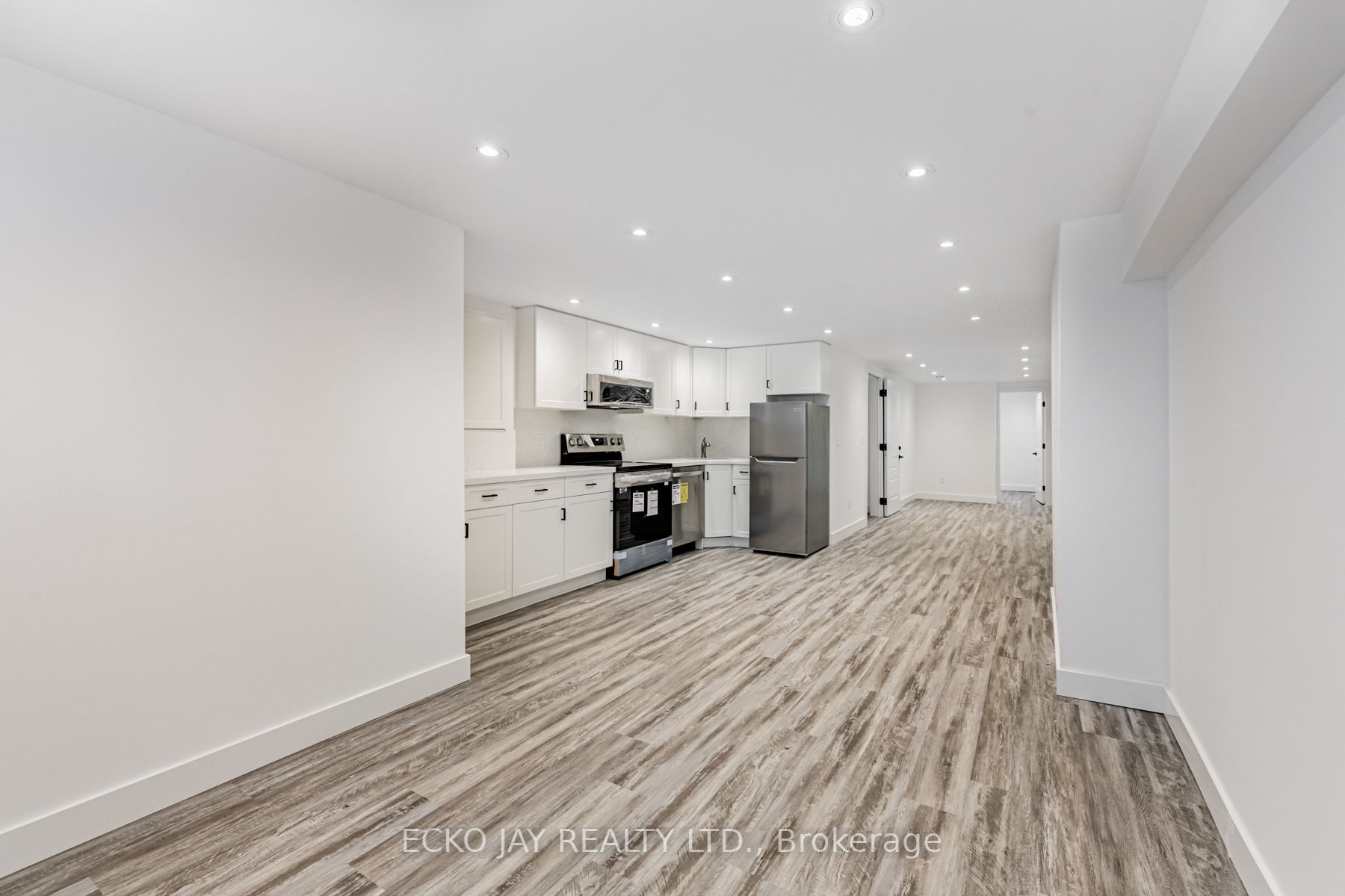 111 Baltray Cres