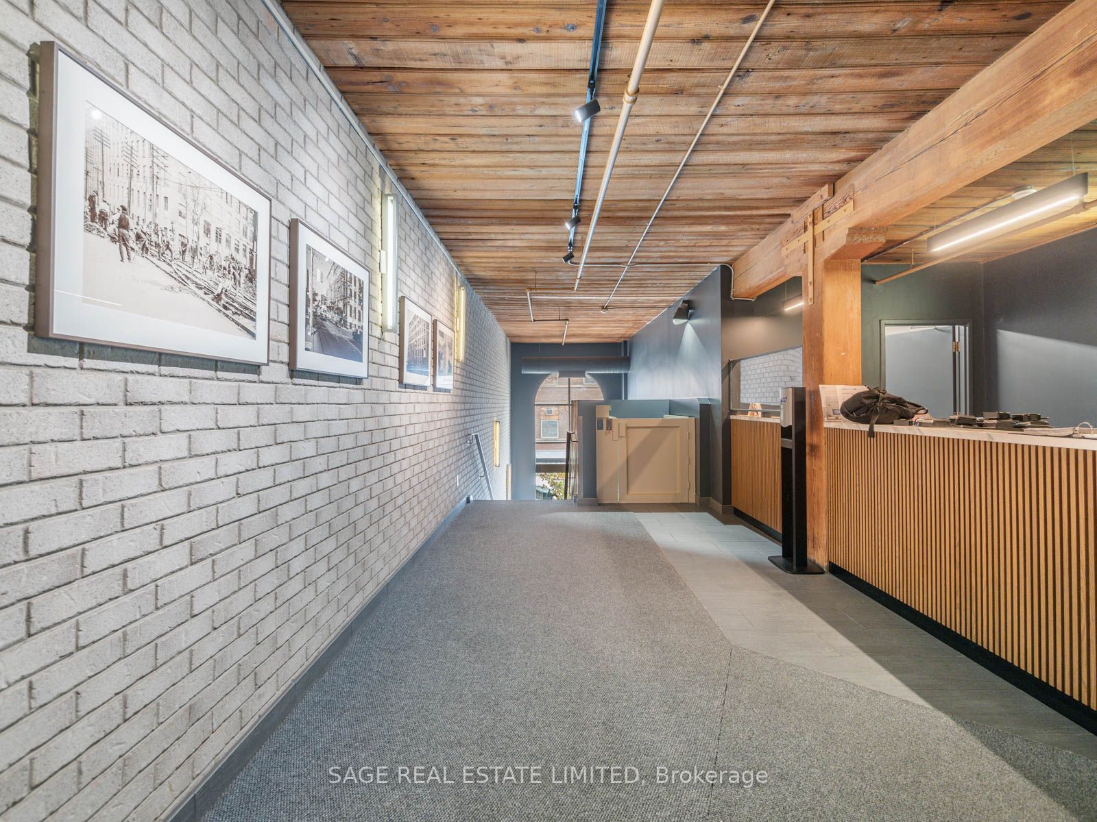 993 Queen St W, #317