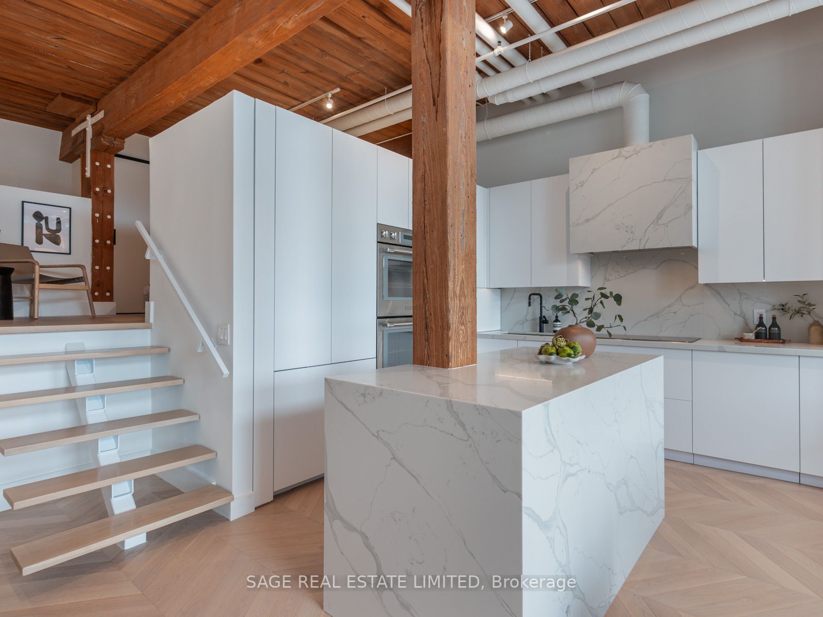 993 Queen St W, #317