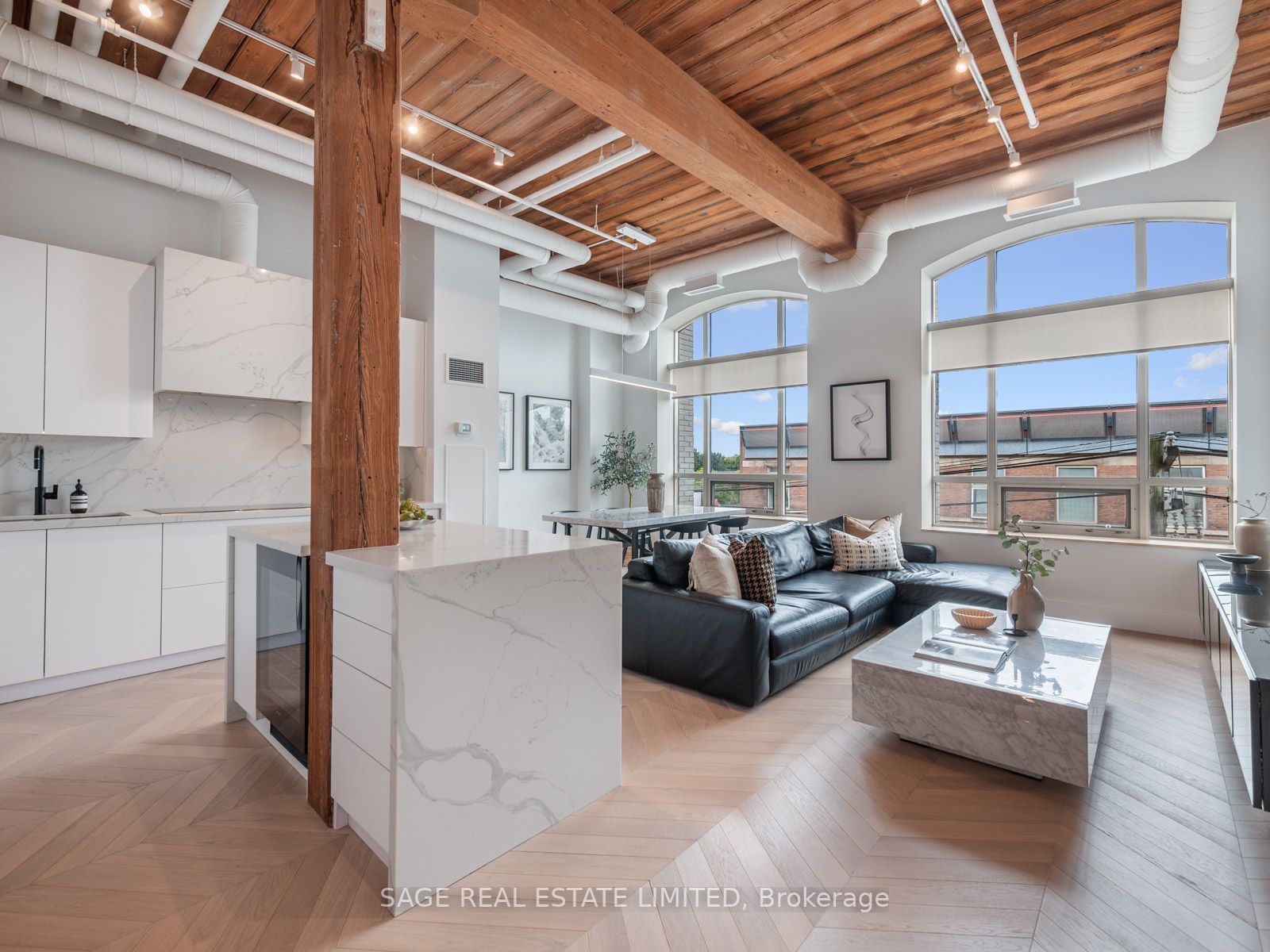993 Queen St W, #317