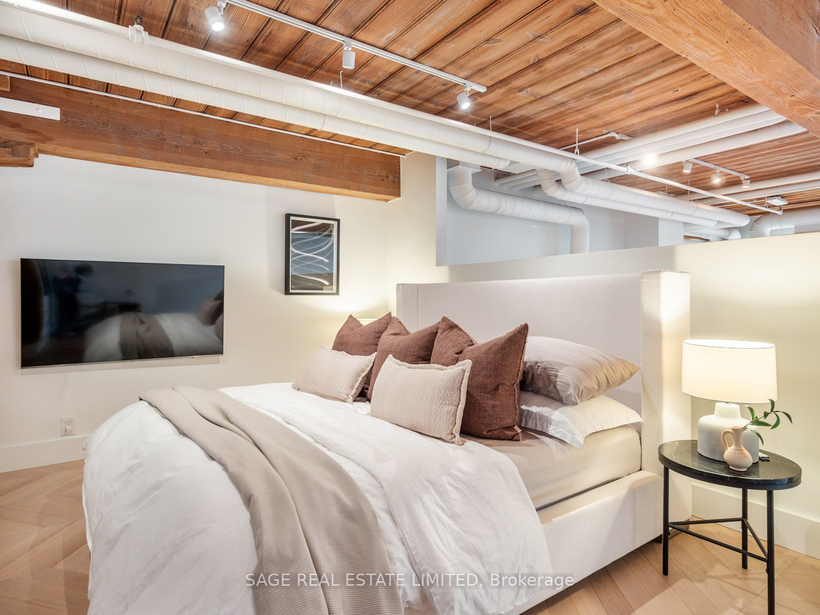 993 Queen Street W, #317