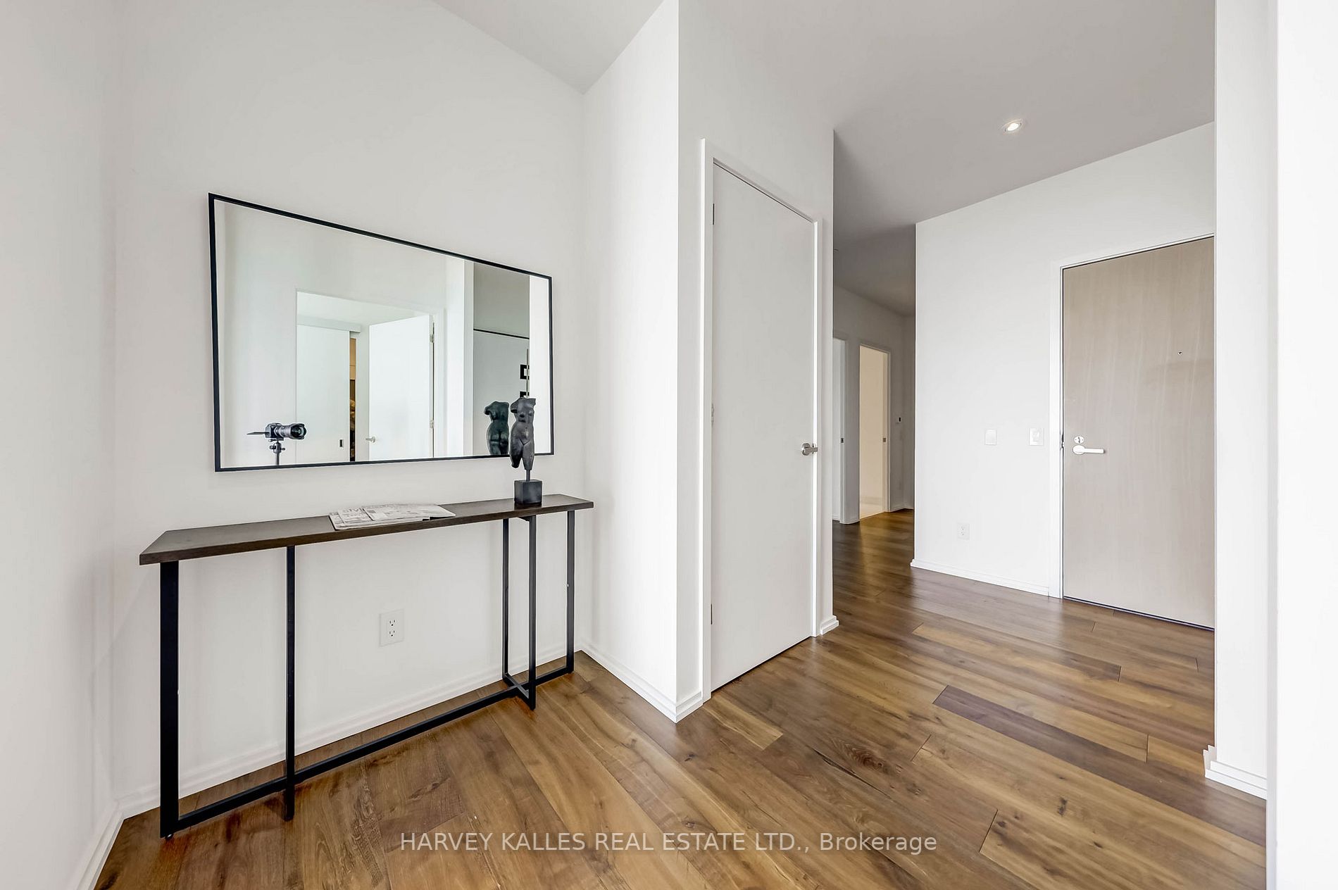 5 Soudan Ave, #3403