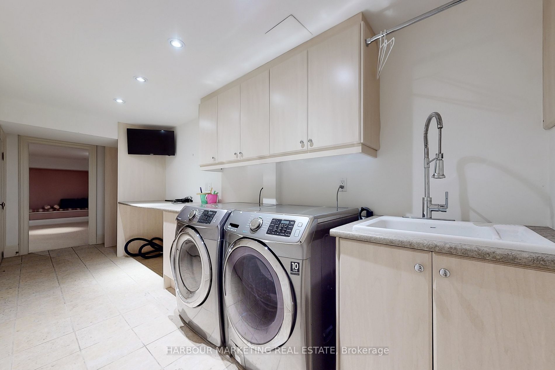 92 Glengowan Rd