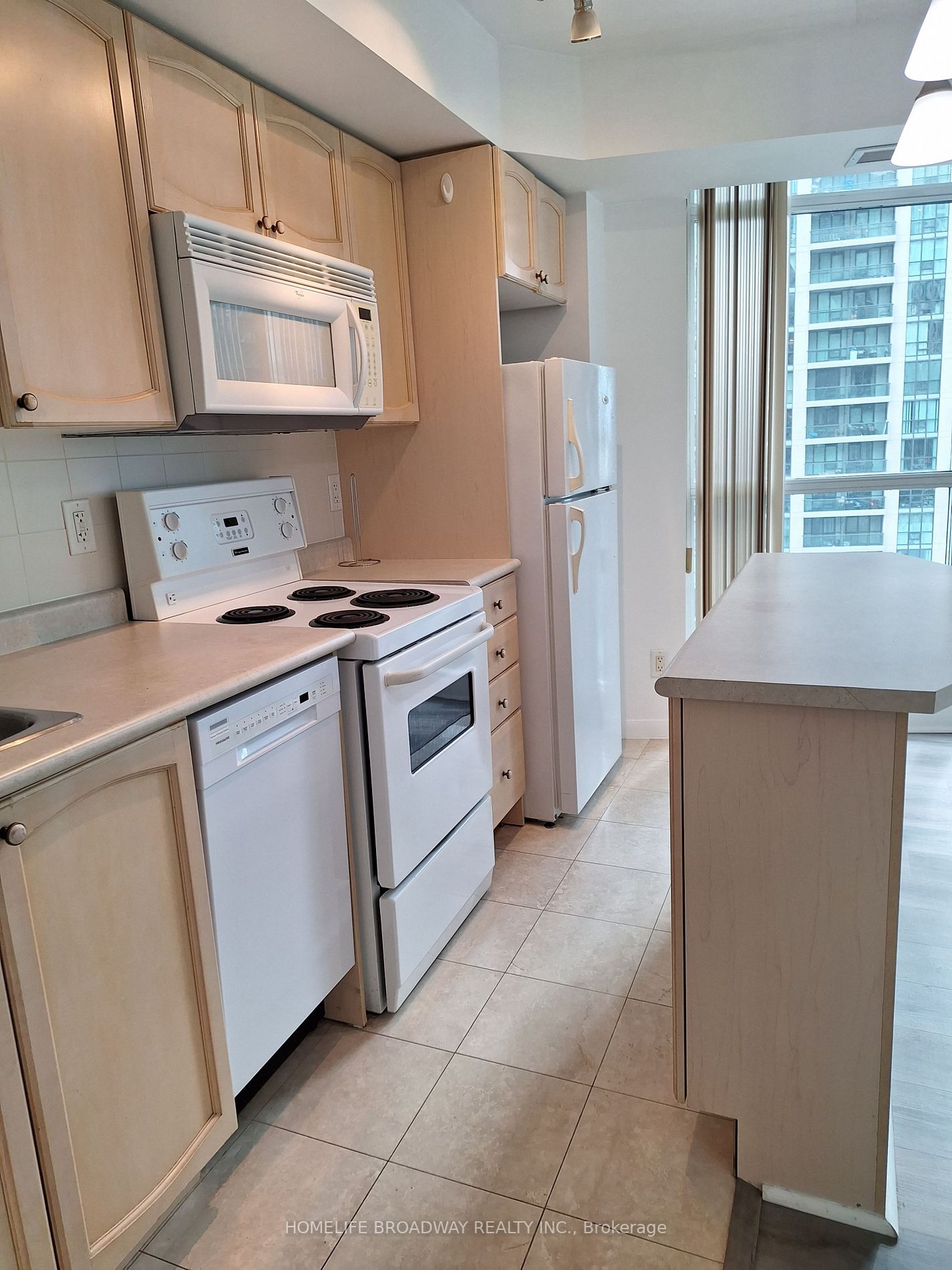 18 Yonge Street, #1212