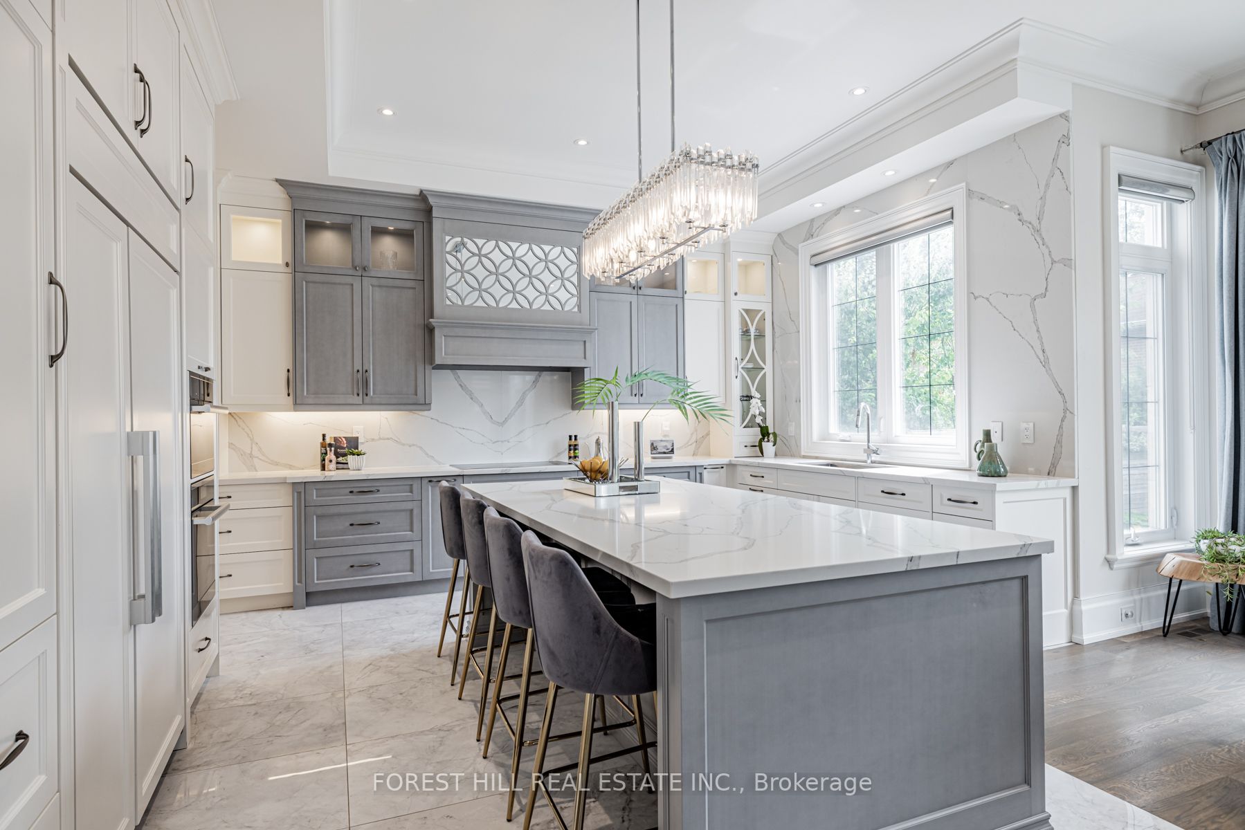 61 Hawksbury Dr