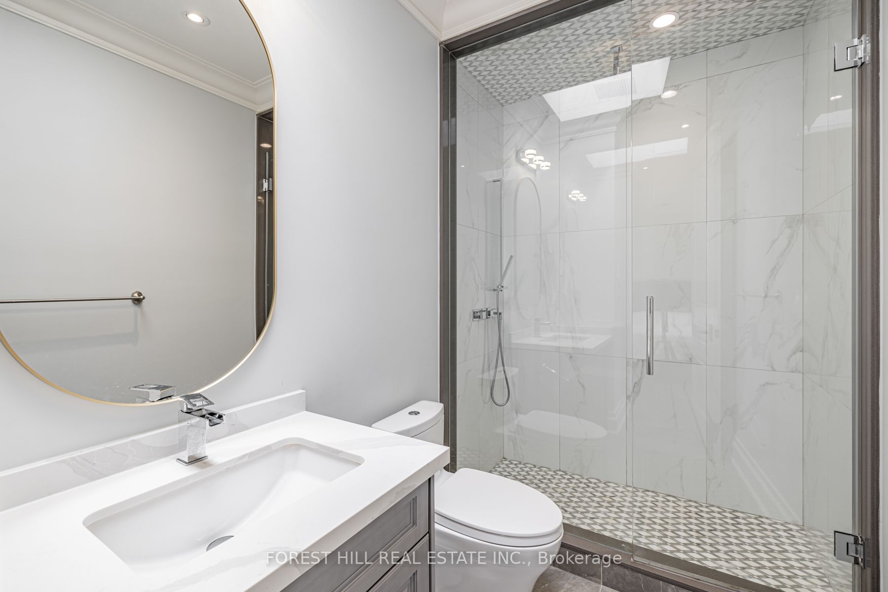 61 Hawksbury Dr