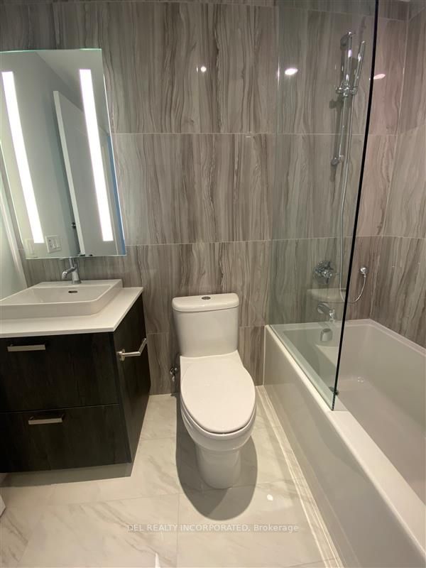 470 Front Street W #1706