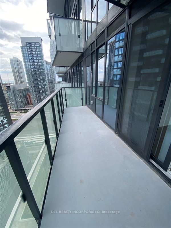 470 Front Street W #1706