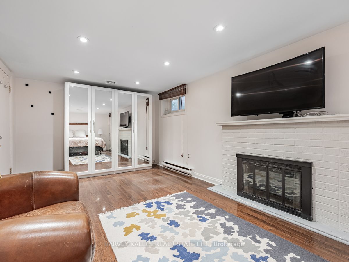 12 Armour Blvd, #Lower