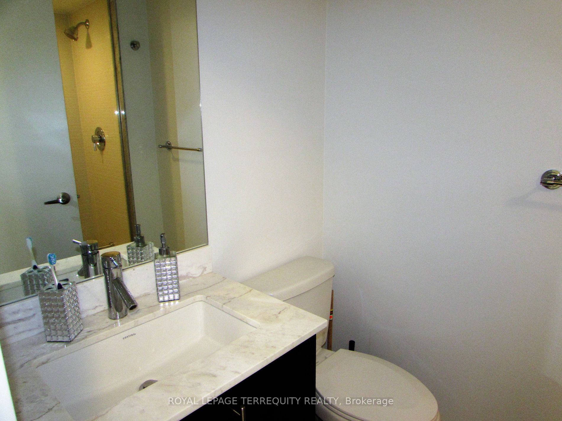 58 Orchard View Blvd, #507