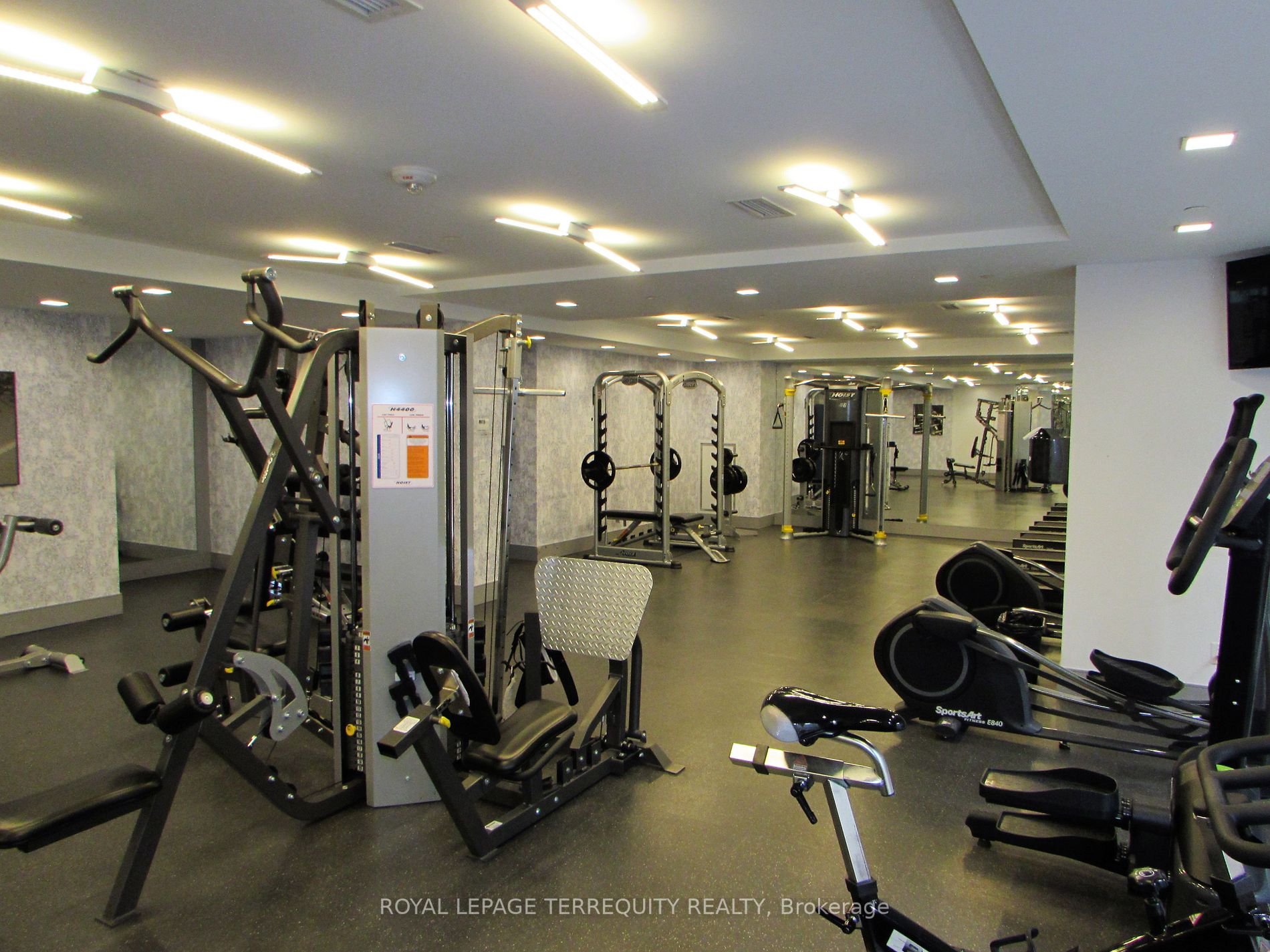58 Orchard View Blvd, #507