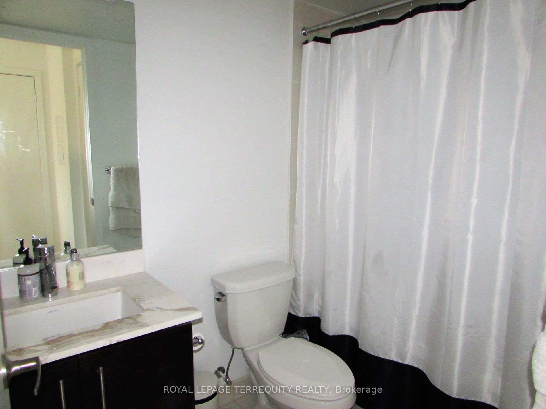 58 Orchard View Blvd, #507