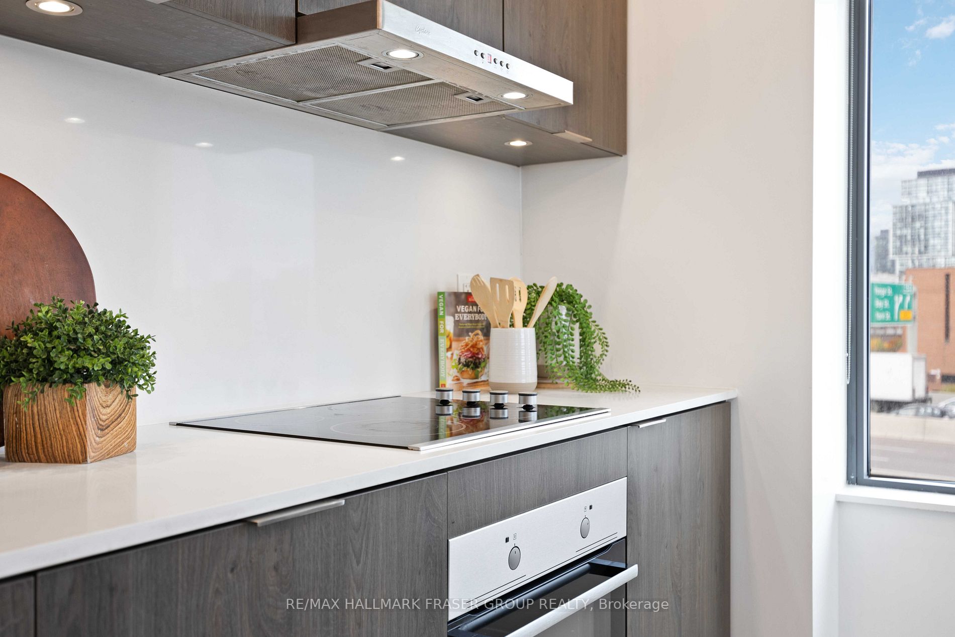 12 Bonnycastle Street, #504