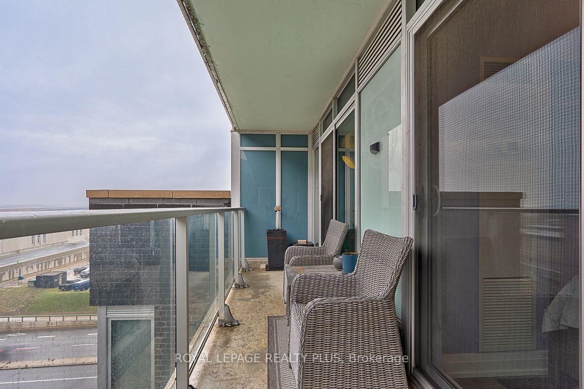 565 Wilson Ave, #W707