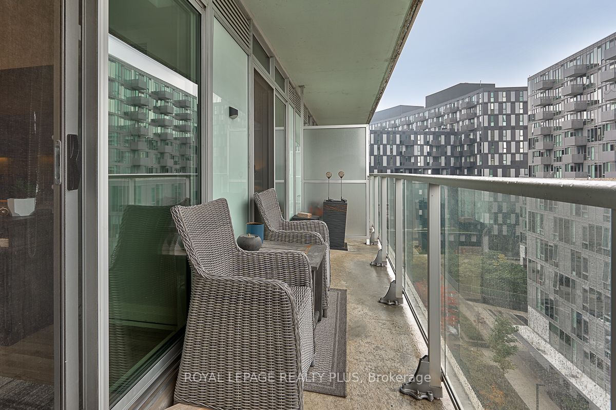 565 Wilson Ave, #W707