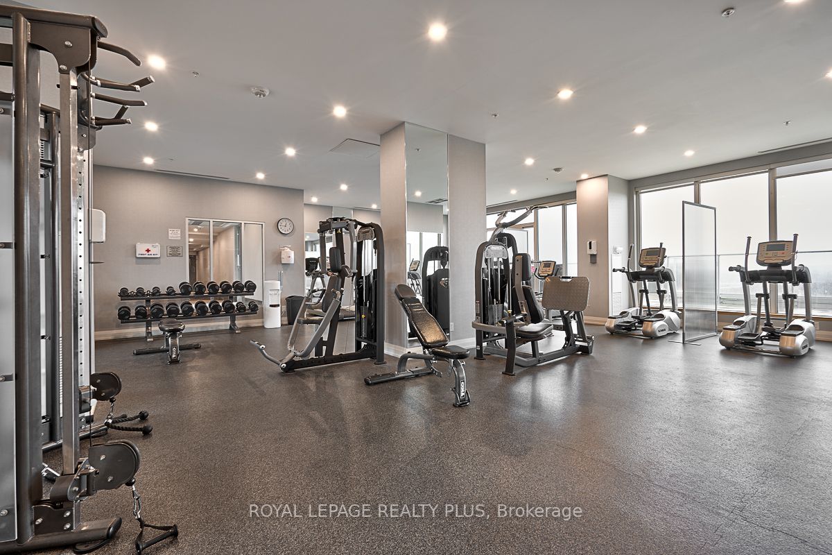 565 Wilson Ave, #W707
