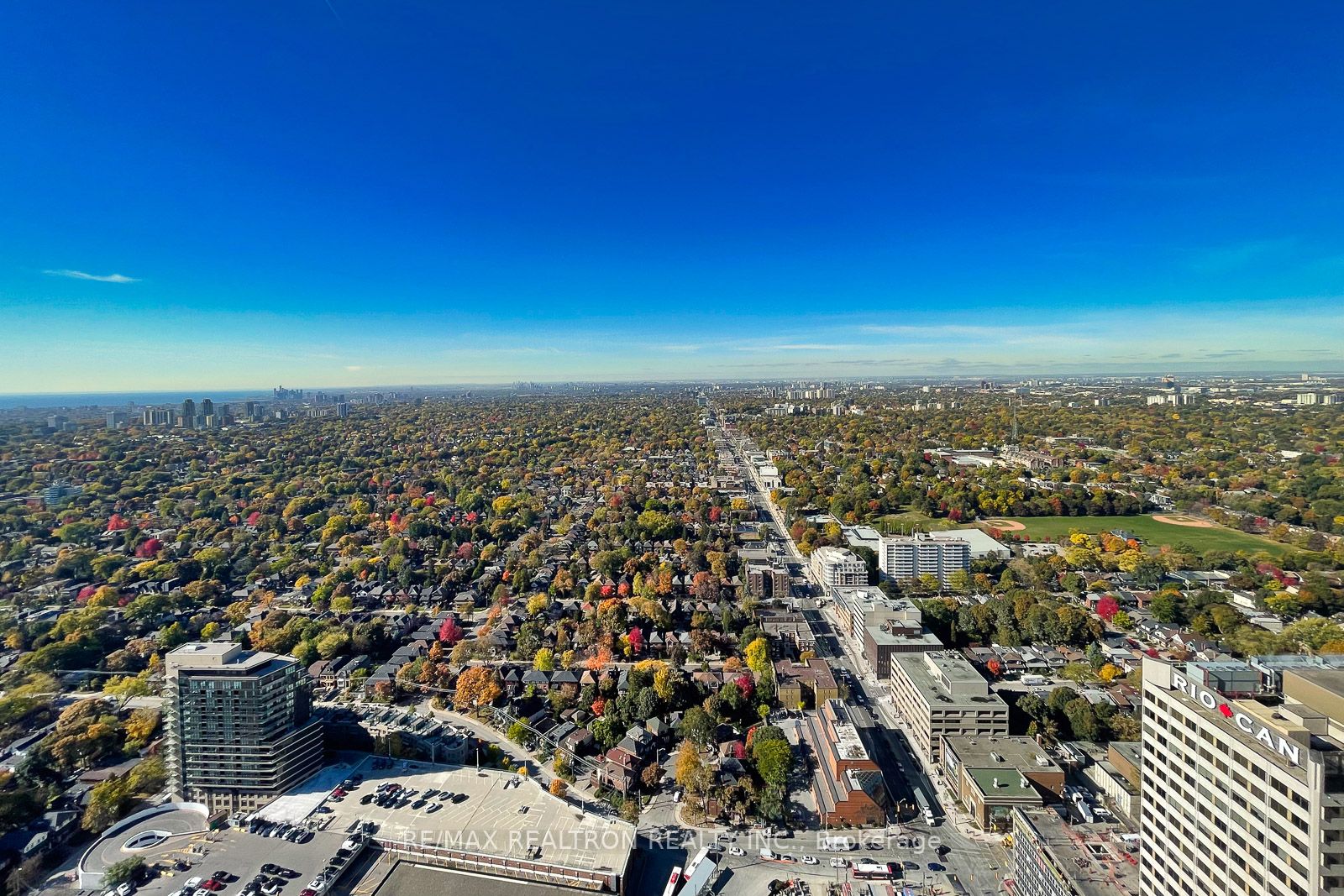 2221 Yonge St, #5008