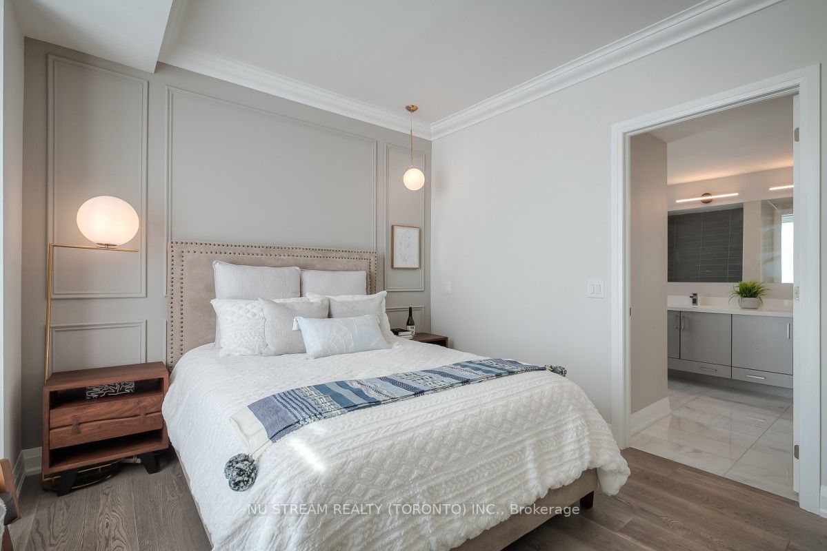 18 Greenbriar Rd, #8