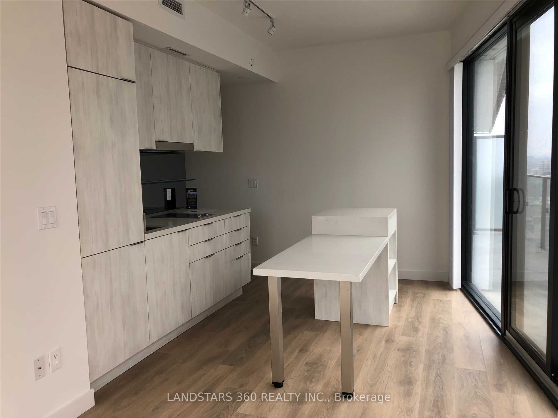 215 Queen St W, #2408