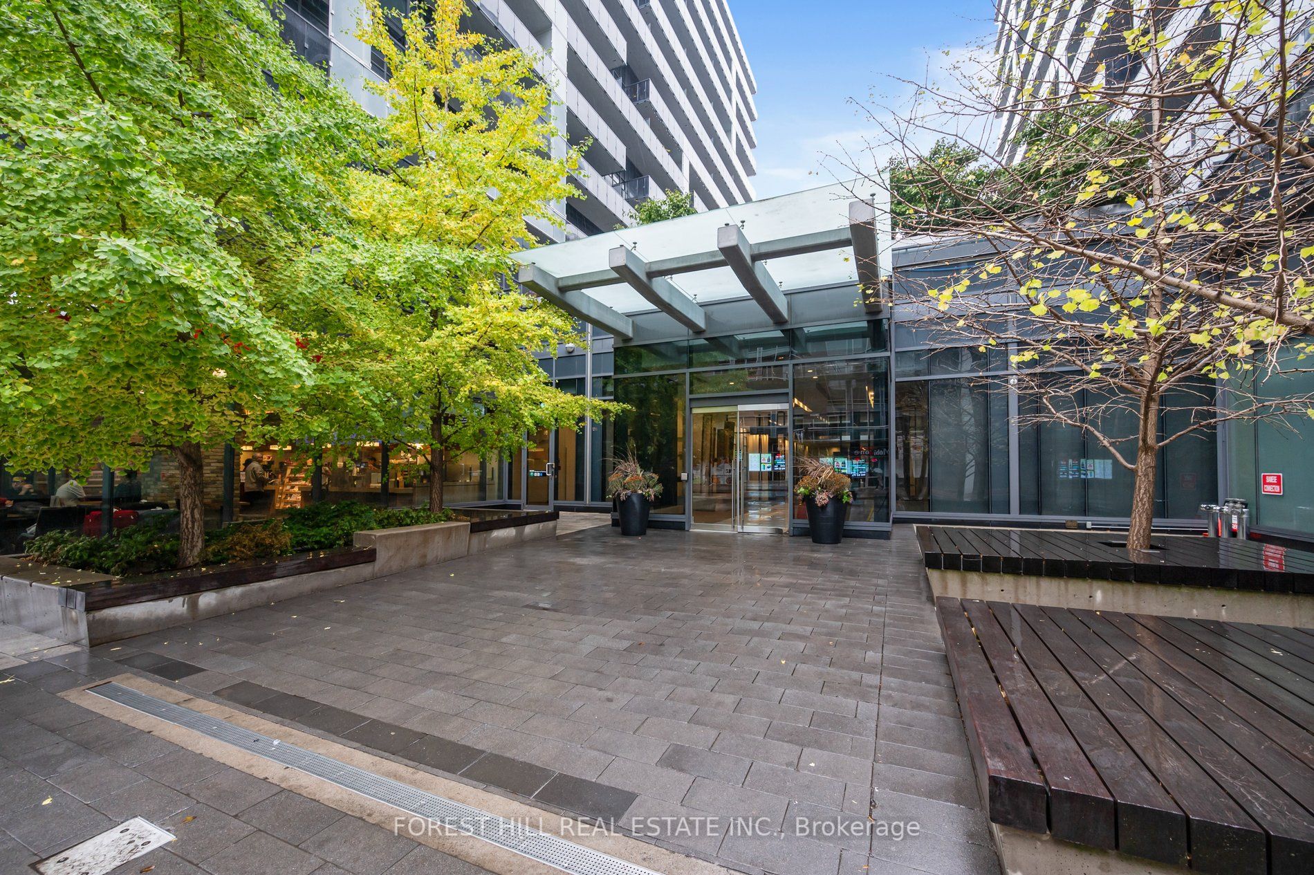 1030 King St W, #202