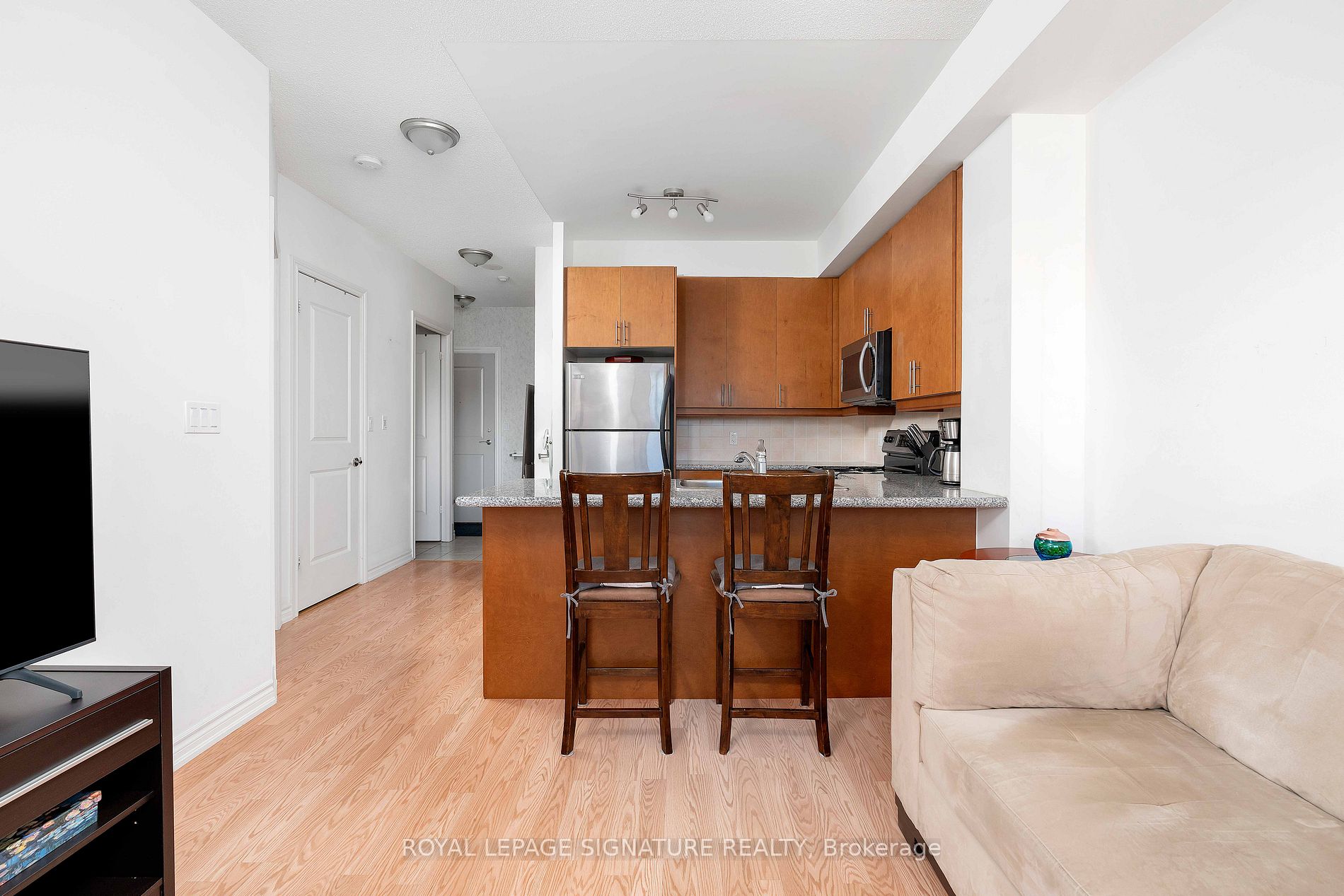 133 Wynford Dr, #205