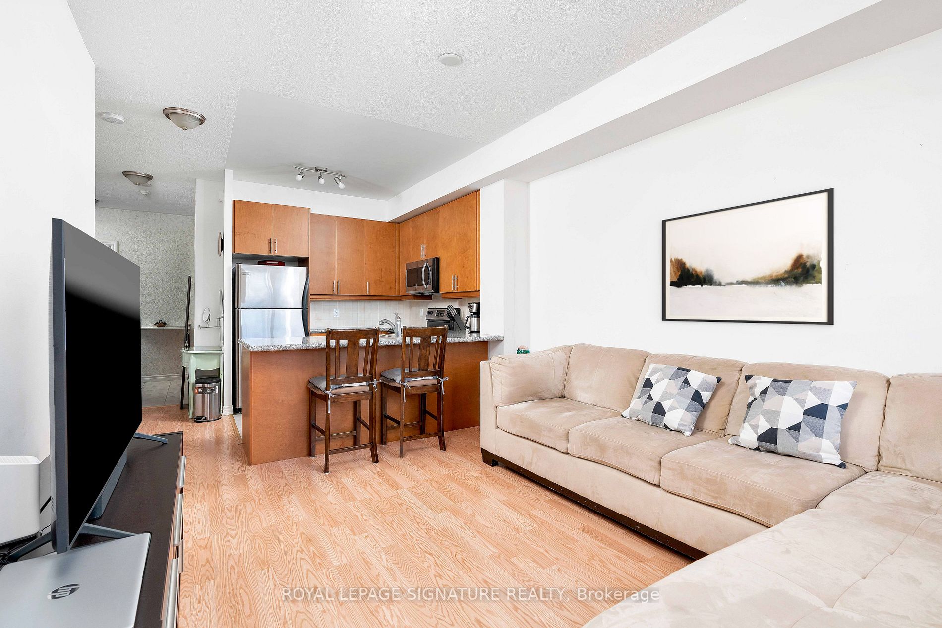 133 Wynford Dr, #205