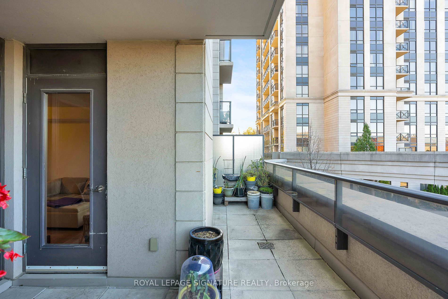 133 Wynford Dr, #205