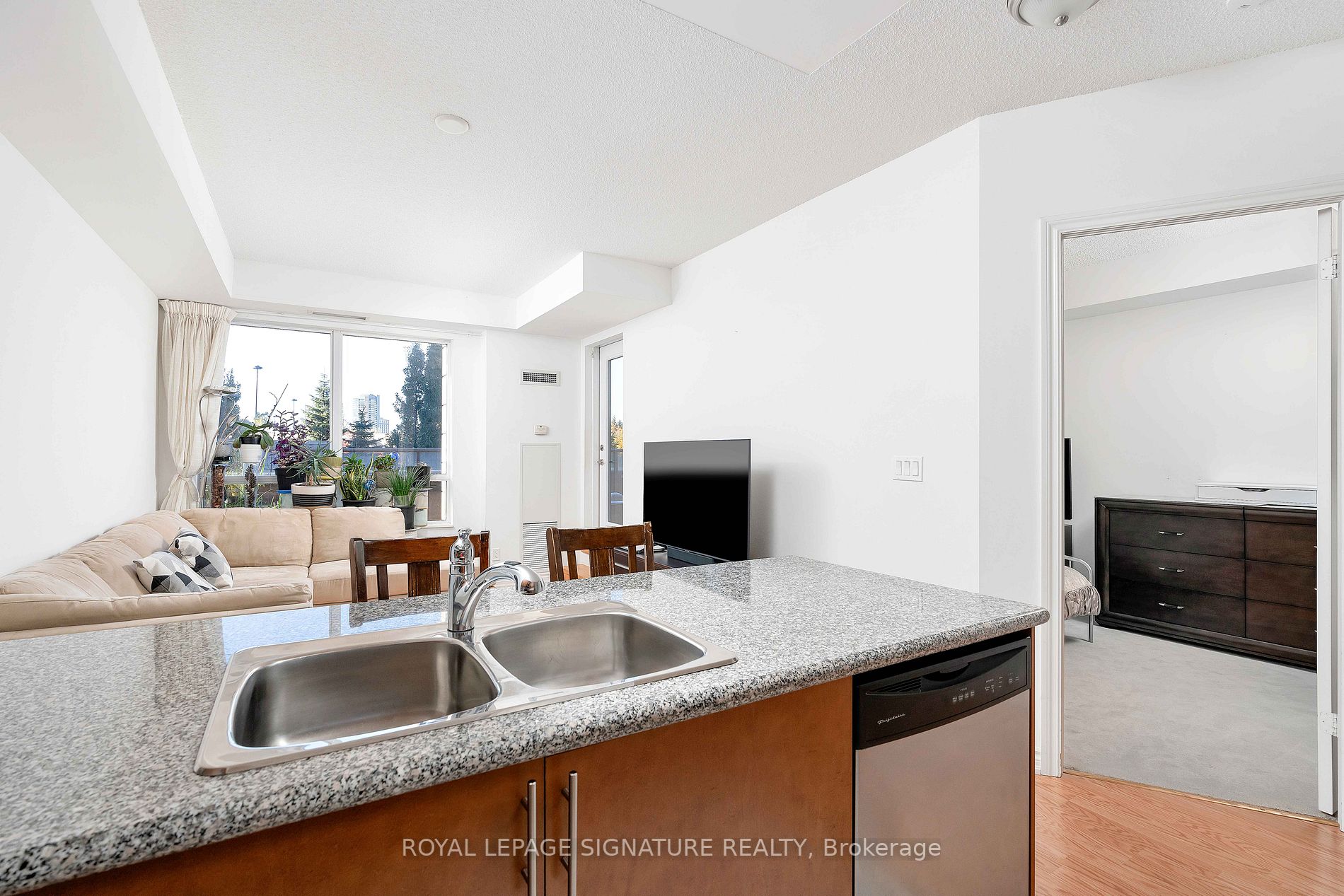 133 Wynford Dr, #205
