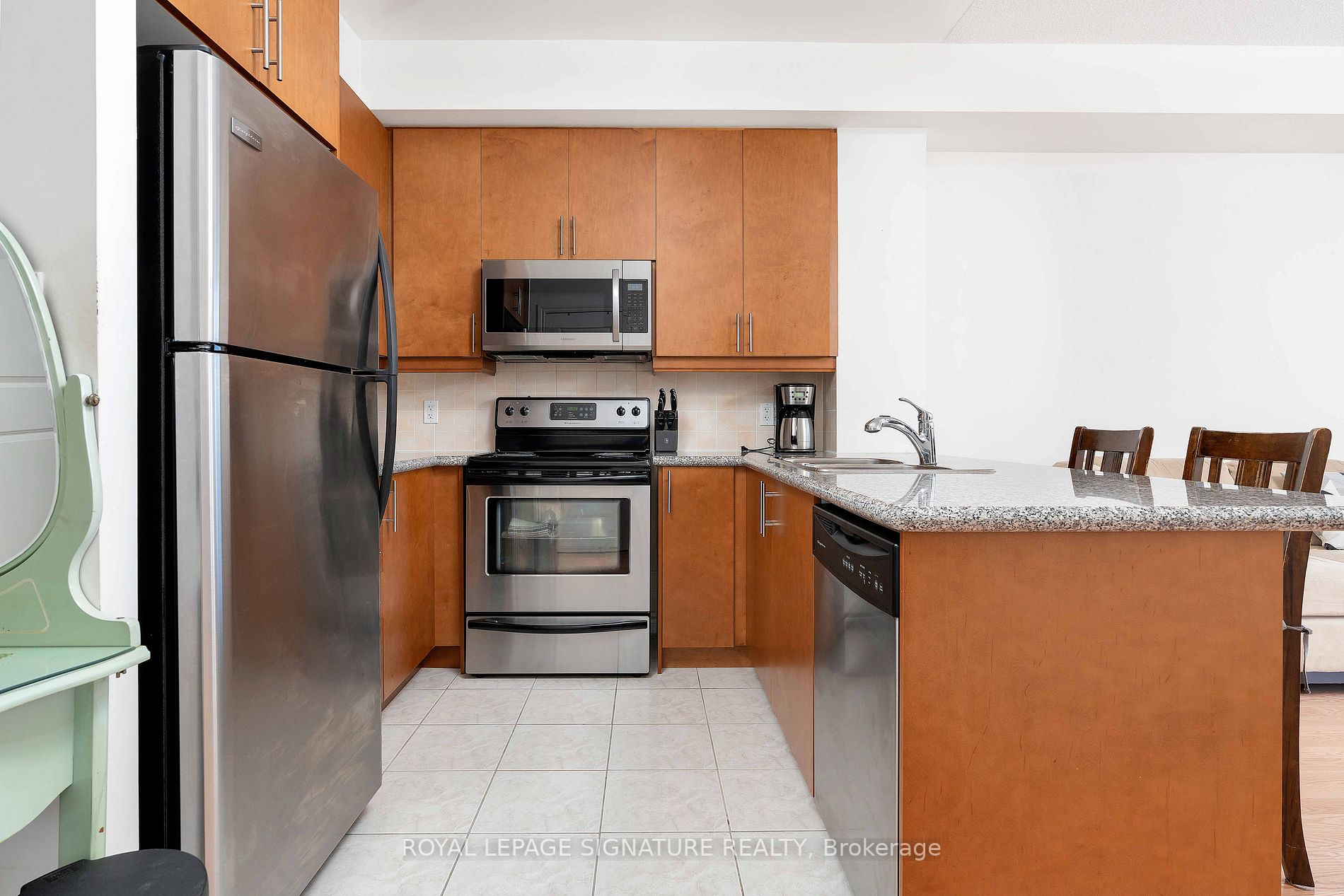 133 Wynford Dr, #205